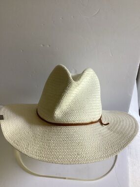 Kin The Label Straw Hat  Size Medium Cream